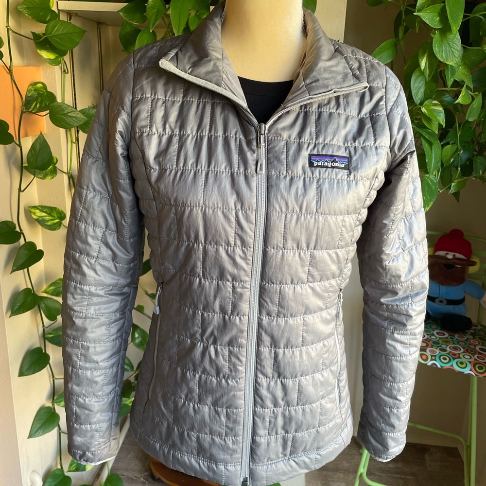 Patagonia Light Gray Puffer Jacket